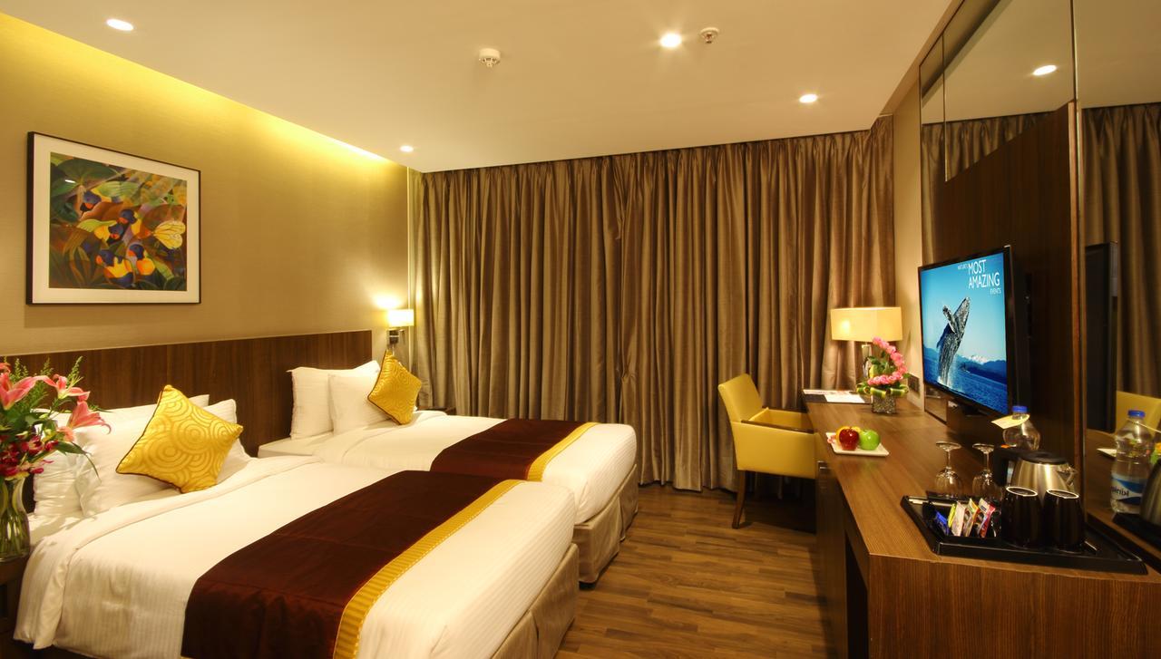 Hotel Fidalgo Πούνε Εξωτερικό φωτογραφία